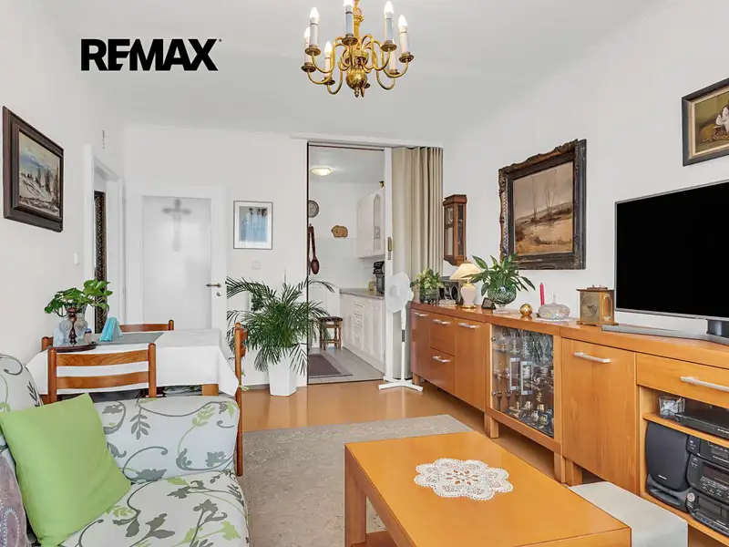 Prodej bytu 2+kk 43 m², Praha – náhled fotky 2