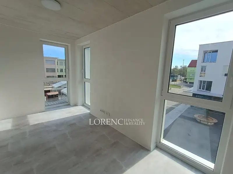Pronájem bytu 2+kk 37 m², Veselí nad Moravou – náhled fotky 2