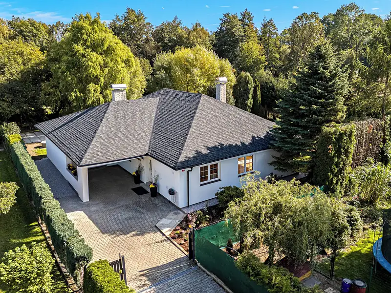 Prodej rodinného domu 187 m², pozemek 1536 m², Květnice – náhled fotky 1