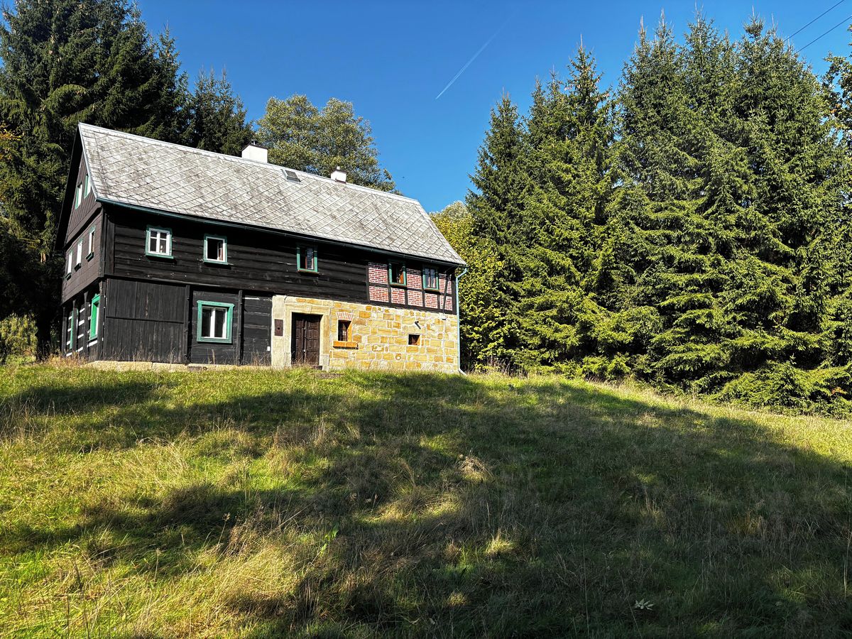 Prodej chalupy 138 m², pozemek 1846 m², Kunratice u Cvikova – fotka 1 z 3