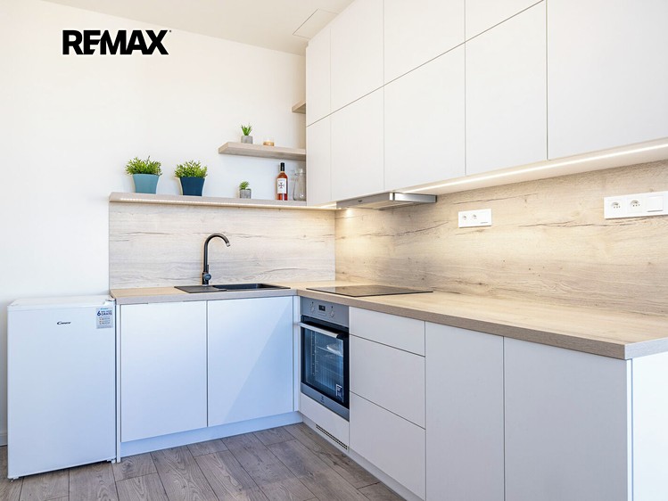 Prodej bytu 2+kk, 52 m² (4 z 25)