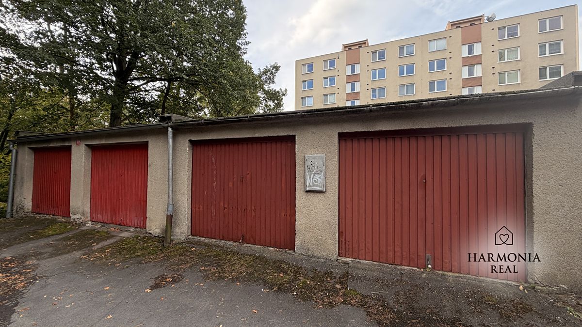 Prodej garáže 16 m², Tišnov – fotka 1 z 3
