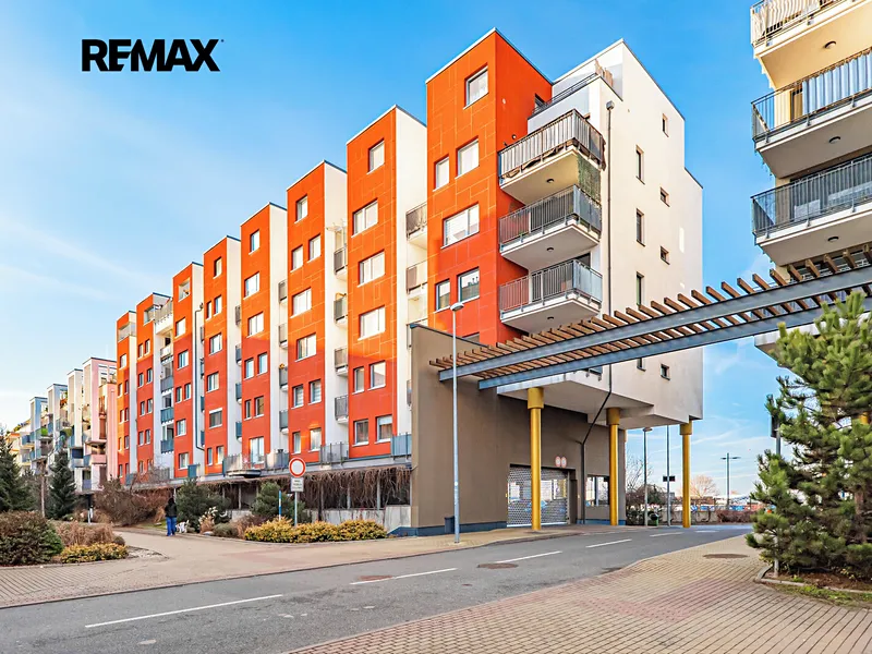 Prodej bytu 2+kk v osobním vlastnictví 52 m², Praha 9 - Střížkov