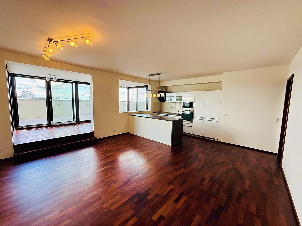 Prodej bytu 4+kk 120 m² – fotografie 2