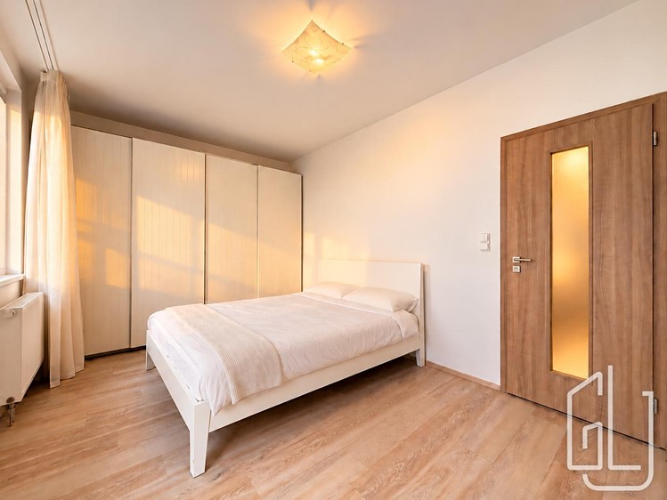 Wohnung 2+kk zum Kauf, 74 m² (9 von 20)