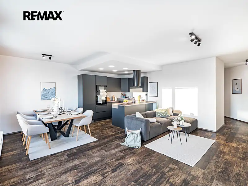 Prodej bytu 3+kk 94 m², Praha – náhled fotky 1