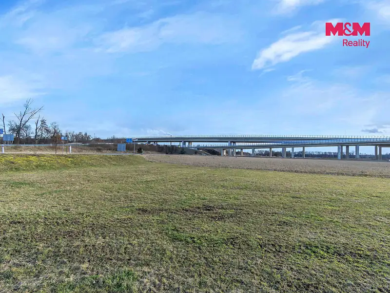 Prodej stavebního pozemku 8413 m², Opatovice nad Labem – náhled fotky 2