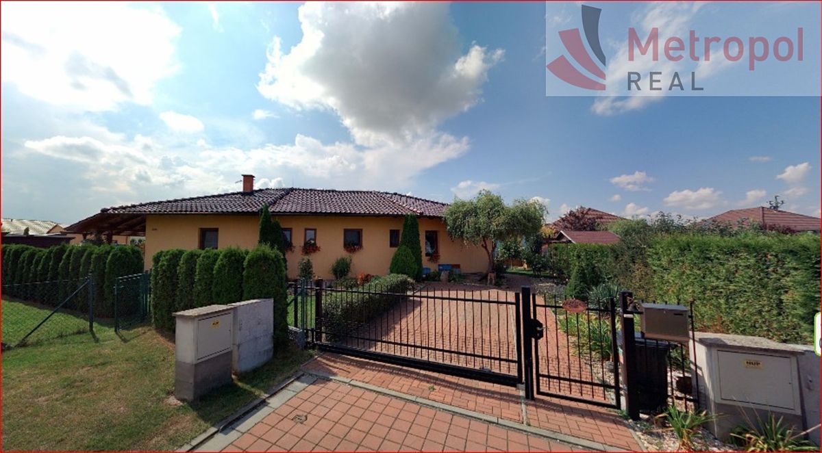 Prodej rodinného domu 140 m², pozemek 696 m², Moravany – fotka 1 z 3