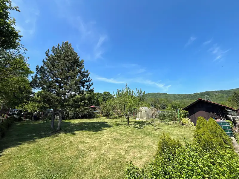 Prodej zahrady 441 m², Chlumec – náhled fotky 2