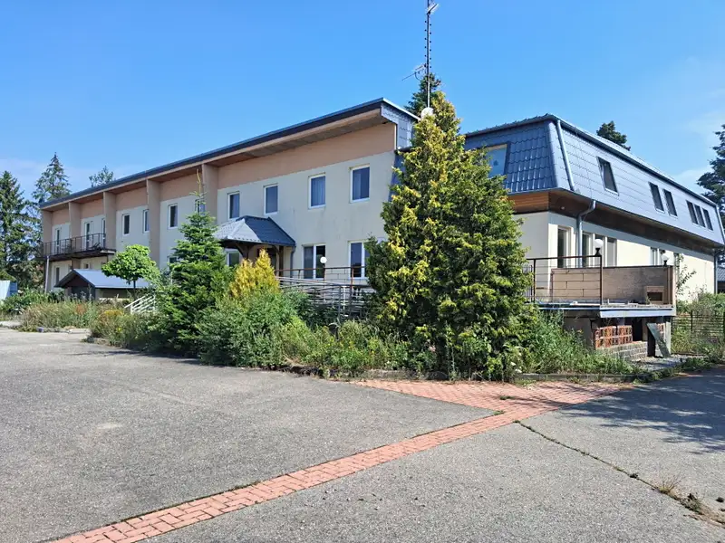 Dražba ubytovacího zařízení 1446 m², Podomí – náhled fotky 2