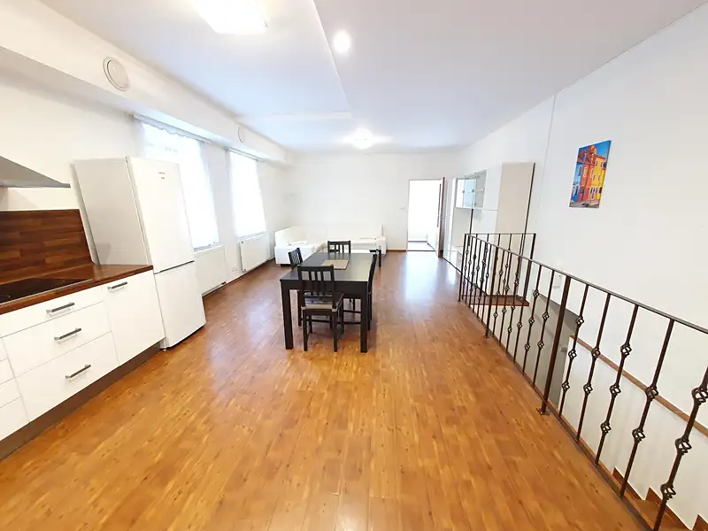 Pronájem bytu 2+kk 85 m², Praha – náhled fotky 3