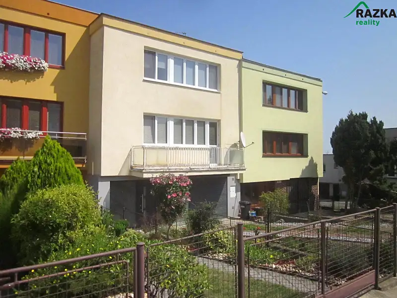 Prodej rodinného domu 193 m², pozemek 302 m², Třebíč – náhled fotky 2