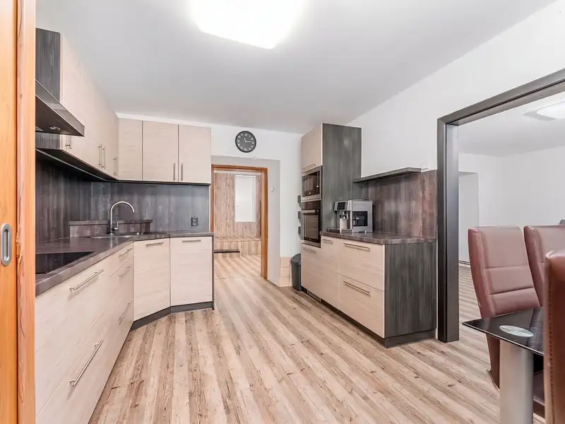 Prodej rodinného domu 140 m², pozemek 108 m², Voděrady – náhled fotky 2