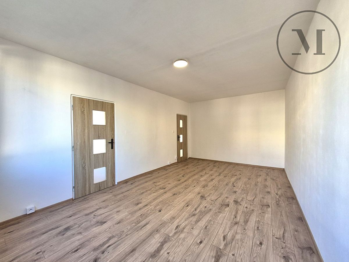 Pronájem bytu 3+1 61 m², Prachatice – fotka 1 z 3