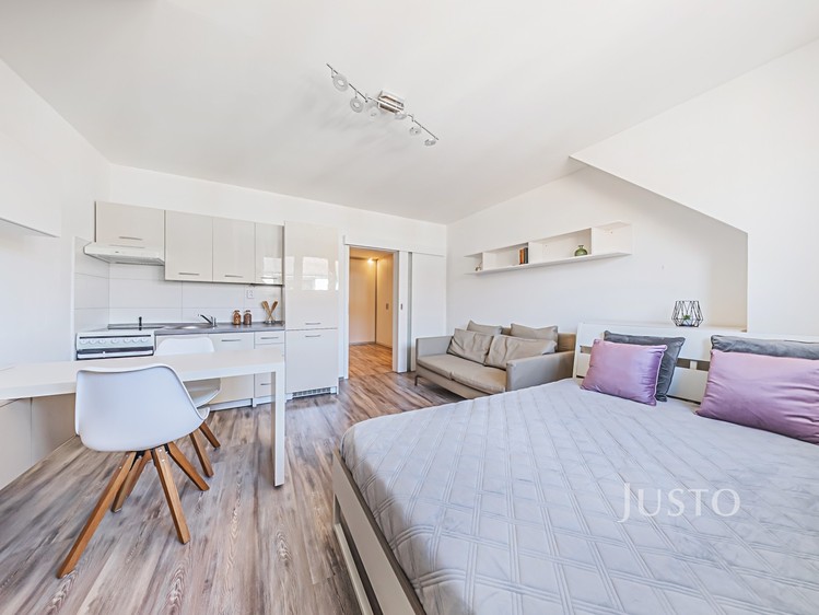 Квартира 1+kk на продаж, 32 м² (2 з 27)