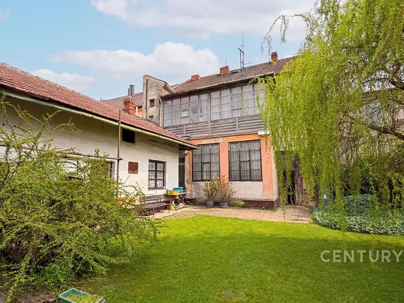 Prodej rodinného domu 246 m², pozemek 1425 m², Brno – náhled fotky 1