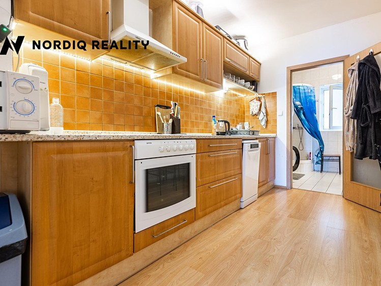 Prodej komerčního prostoru, 439 m² (29 z 39)