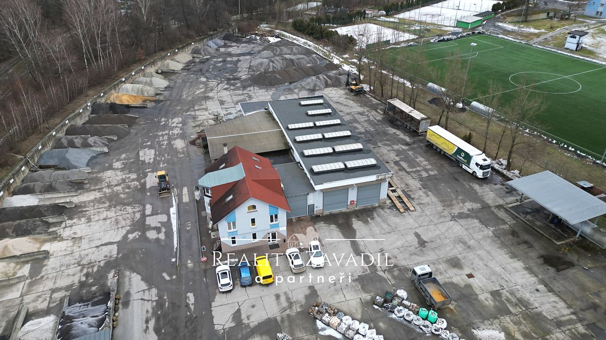 Pronájem výrobní haly, prostoru 1023 m², Horní Suchá – fotka 1 z 3