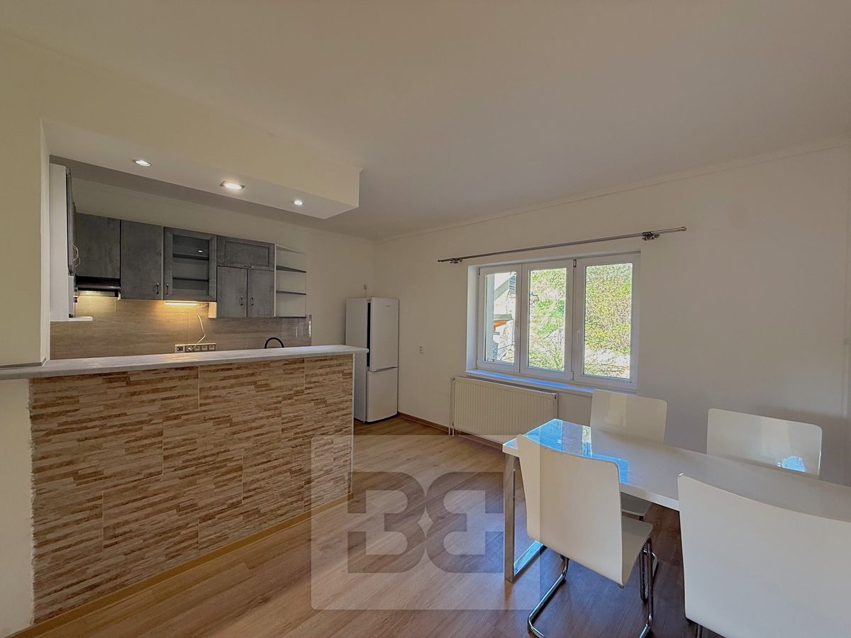 Pronájem bytu 2+1 74 m²