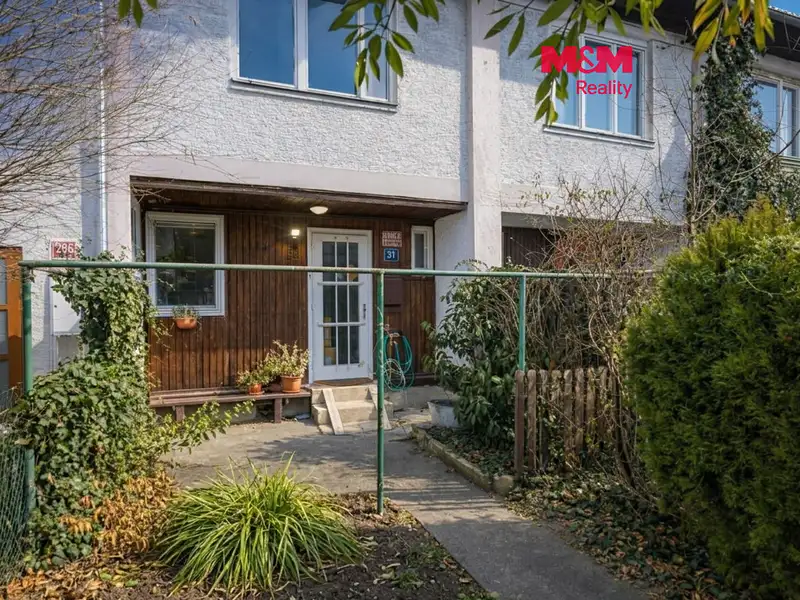 Prodej rodinného domu 120 m², pozemek 4288 m², Praha – náhled fotky 1