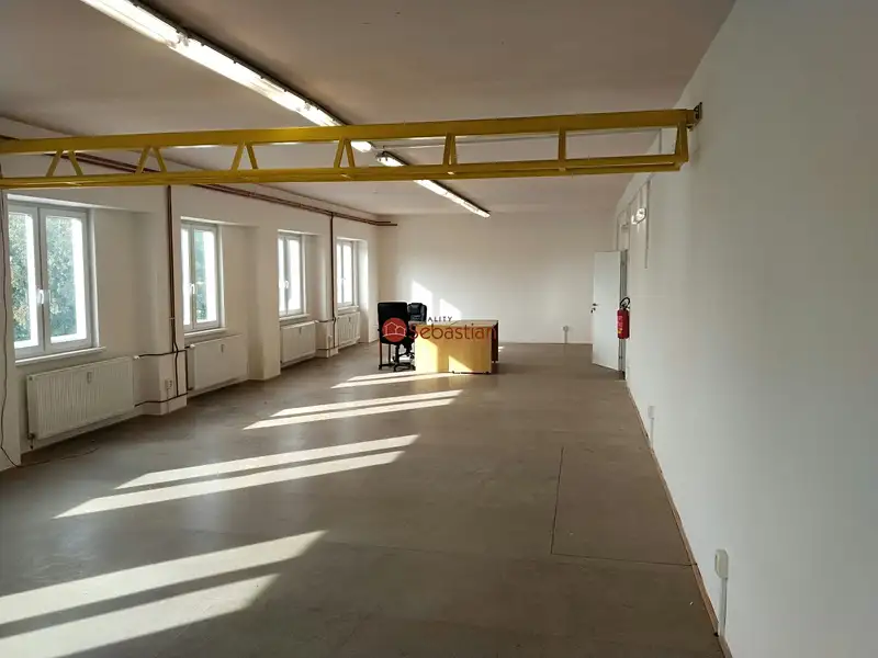 Pronájem kanceláře 94 m², Jičín – náhled fotky 3