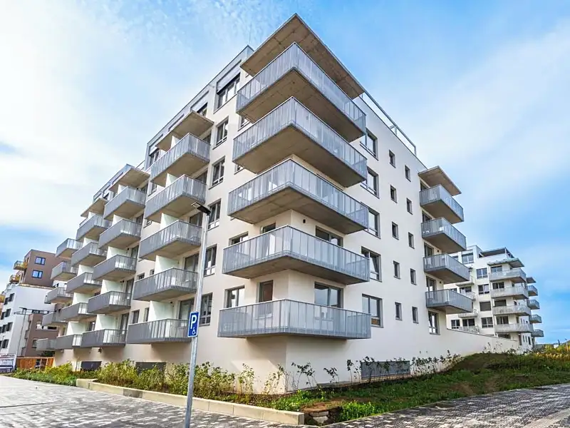 Prodej bytu 2+kk 47 m², Praha – náhled fotky 1