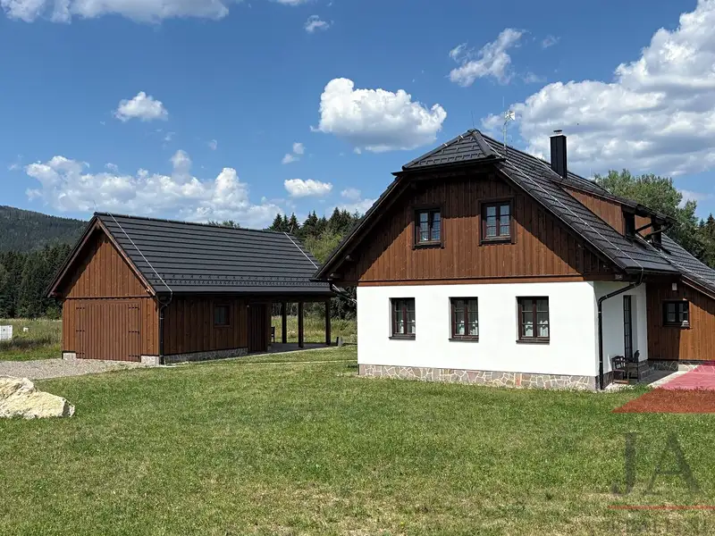 Prodej rodinného domu 187 m², pozemek 2125 m², Srní – náhled fotky 1