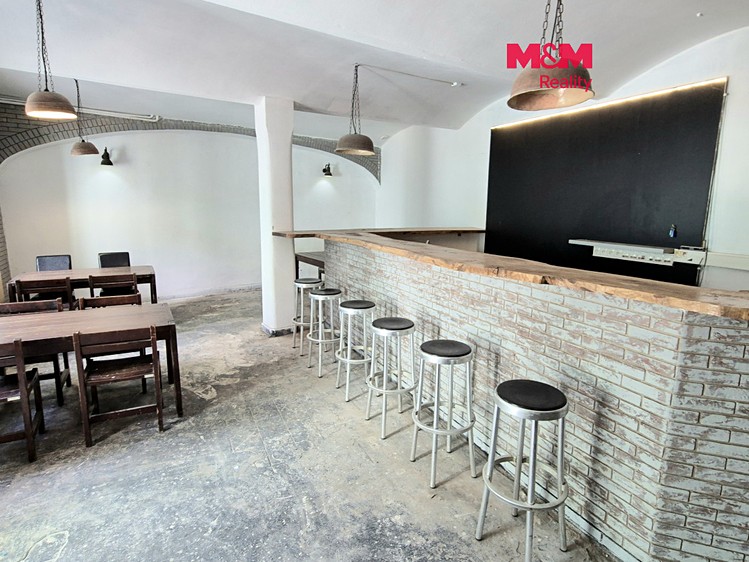 Gewerbefläche zur Miete, 157 m² (1 von 16)