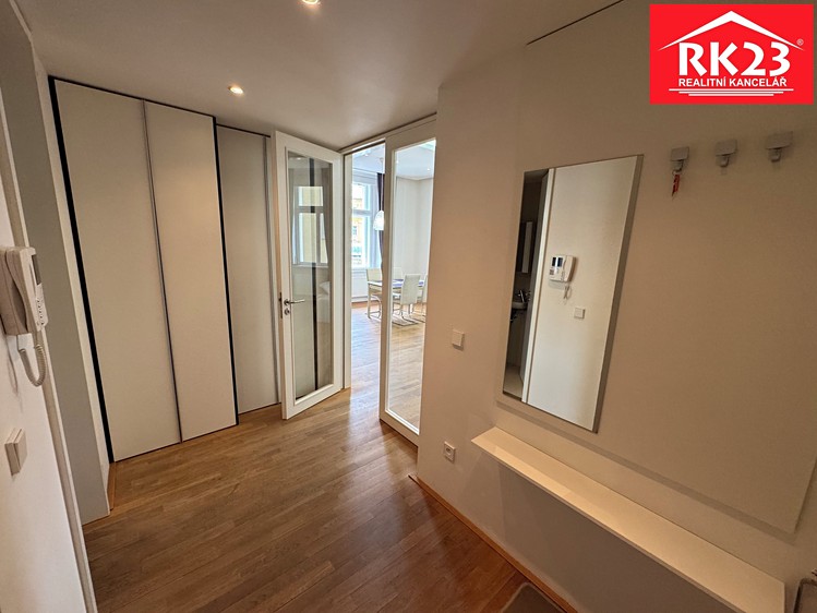 Prodej bytu 2+kk, 69 m² (10 z 17)