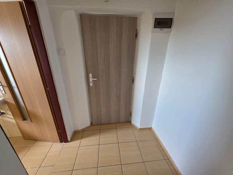 Wohnung 1+1 zur Miete, 38 m² (8 von 12)