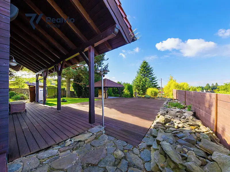 Prodej chalupy 400 m², pozemek 2362 m², Kořenec – náhled fotky 2