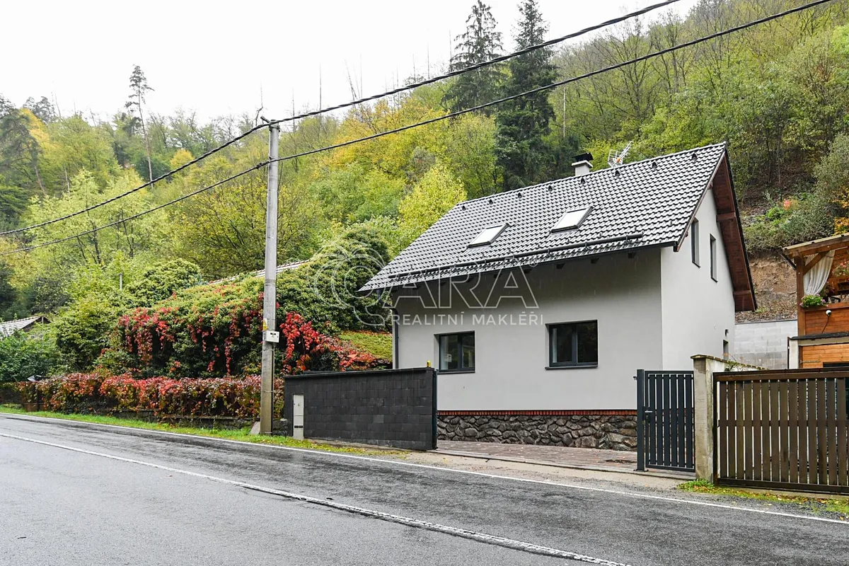 Pronájem rodinného domu 92 m², pozemek 428 m²