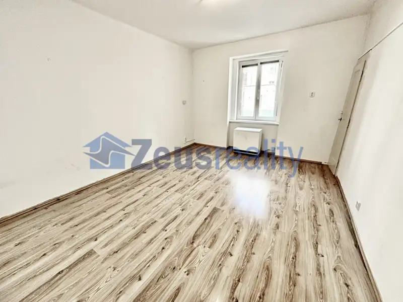 Pronájem bytu 1+kk 27 m², Praha – náhled fotky 2