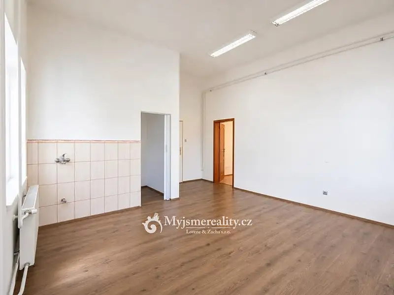 Pronájem ordinace 46 m², Znojmo – náhled fotky 3