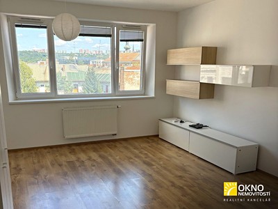 Prodej bytu 1+kk, 30 m² (3 z 9)