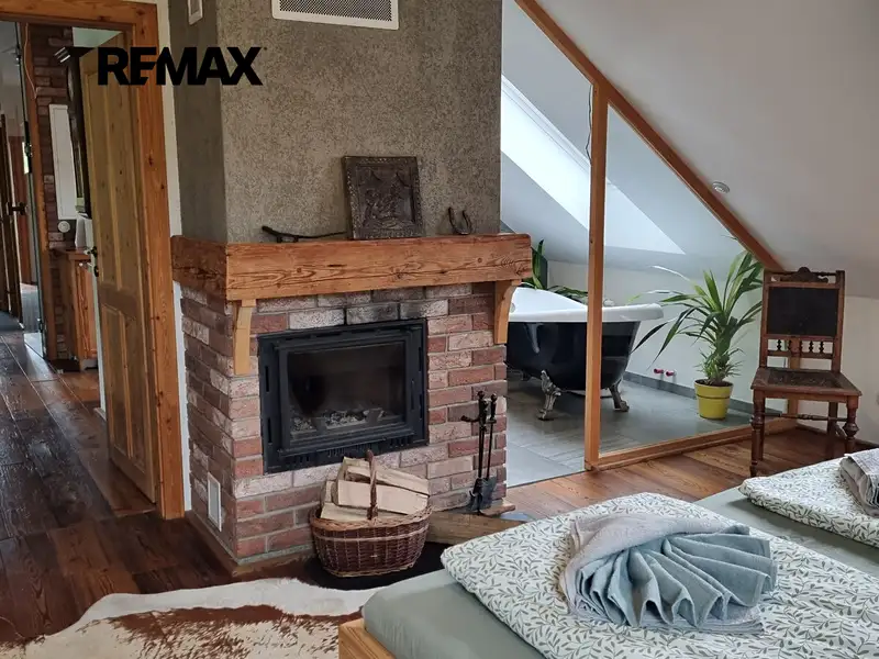 Prodej restaurace 382 m², Dolany – náhled fotky 2
