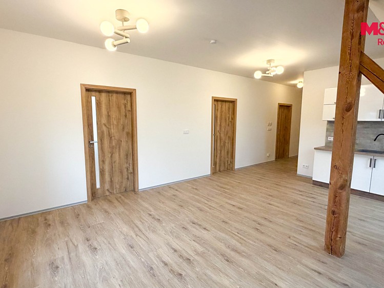 Квартира 3+kk в оренду, 85 м² (2 з 15)