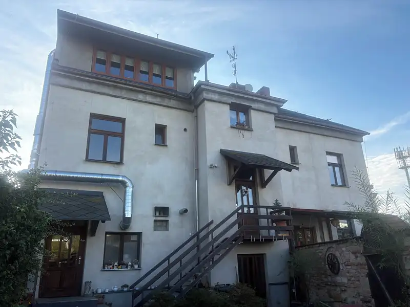 Prodej vily 450 m², pozemek 548 m², Mladá Boleslav – náhled fotky 2
