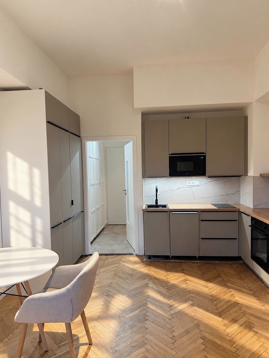 Pronájem bytu 1+kk 27 m² – fotografie 3