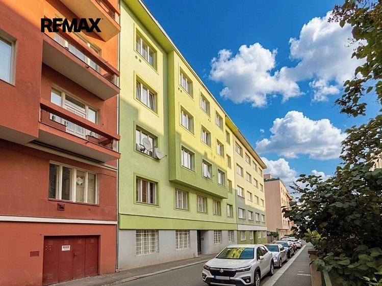 Квартира 1+1 на продаж, 45 м² (1 з 10)
