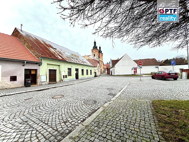 Prodej komerčního prostoru, 180 m² (4 z 8)