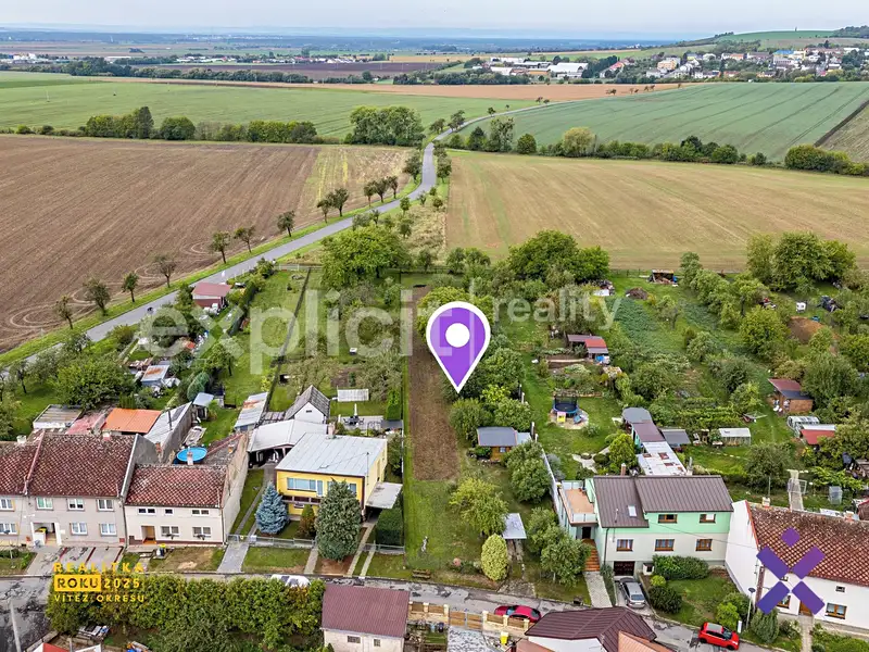 Prodej stavebního pozemku 1825 m², Roštění – náhled fotky 2