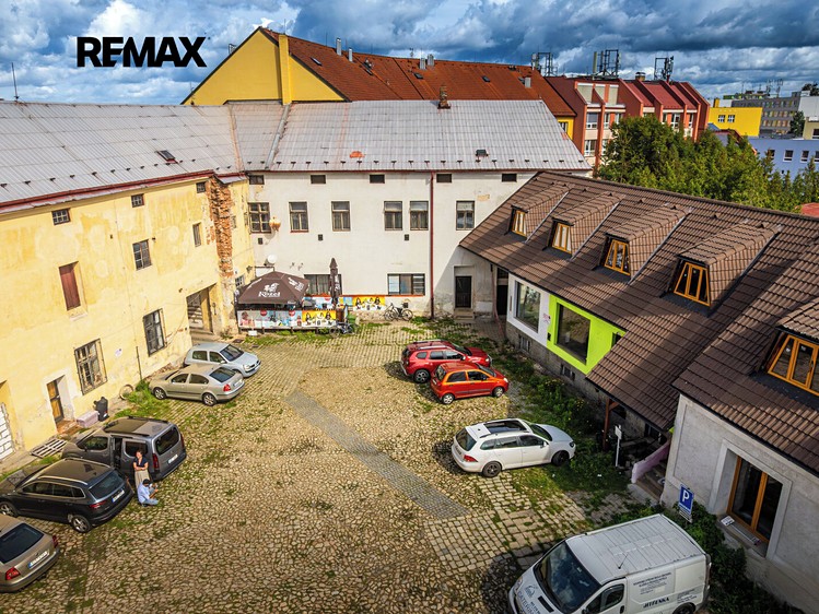 Комерційне приміщення на продаж, 1 123 м² (15 з 30)