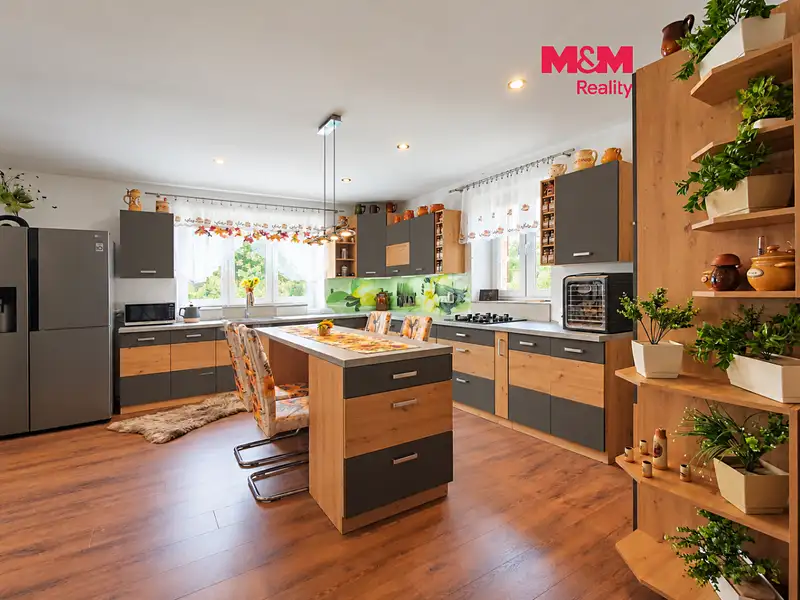 Prodej rodinného domu 98 m², pozemek 2933 m², Hostovlice – náhled fotky 1
