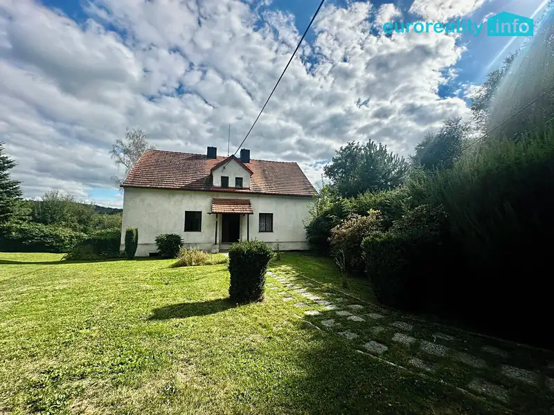 Prodej rodinného domu 250 m², pozemek 1993 m², Sadov – náhled fotky 3