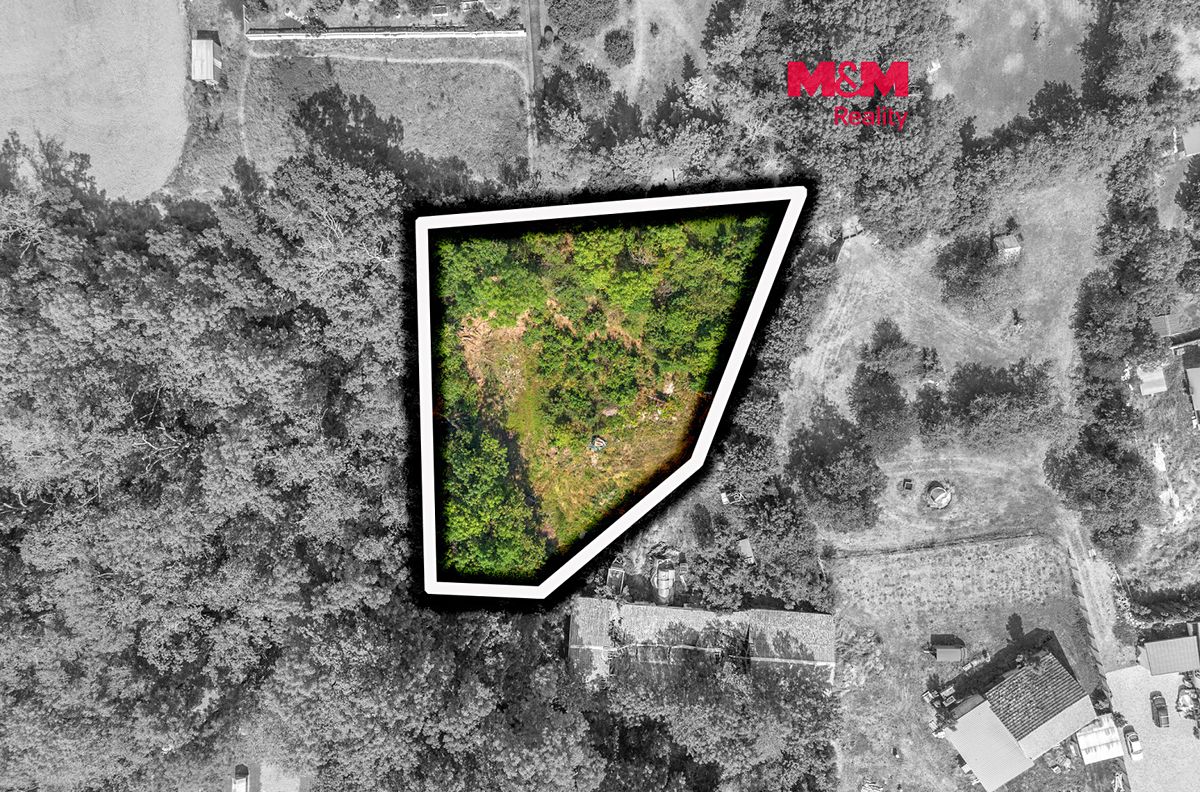 Prodej stavebního pozemku 2151 m², Úhřetická Lhota – fotka 1 z 3