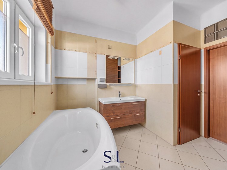 Wohnung 2+1 zum Kauf, 83 m² (14 von 27)