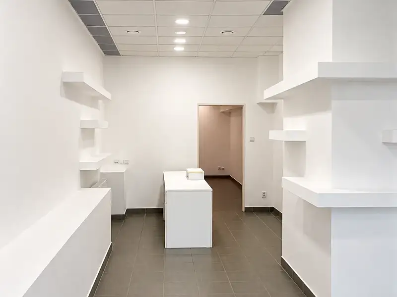 Pronájem obchodního prostoru 63 m², Pardubice – náhled fotky 2