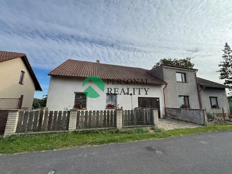 Prodej rodinného domu 94 m², pozemek 543 m², Bečváry – náhled fotky 1