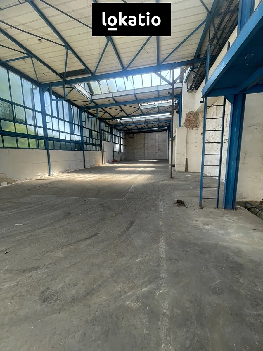 Pronájem skladového prostoru 400 m²